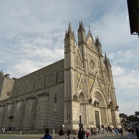 Orvieto Brick House *